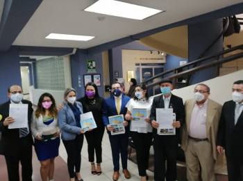 Entrega de Pieza de Correspondencia, El Salvador